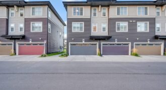 30 Cornerstone Manor NE